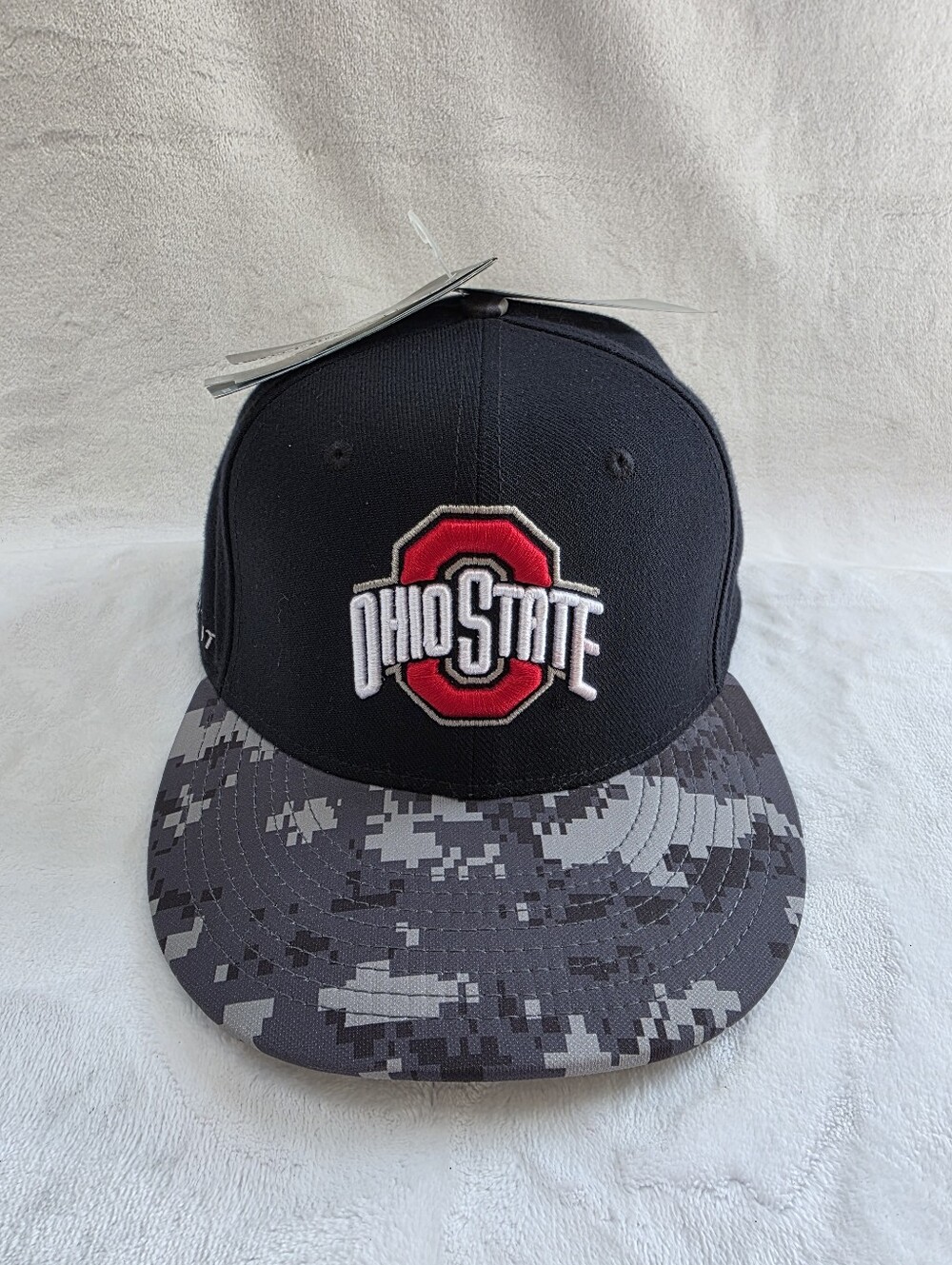 Nike Ohio State Buckeyes Camouflage Hat Size M/L